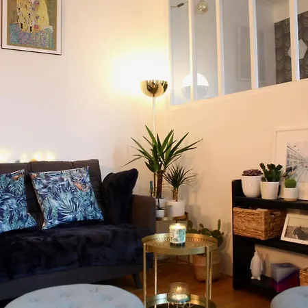 Bright And Comfortable Studio In Montmartre *